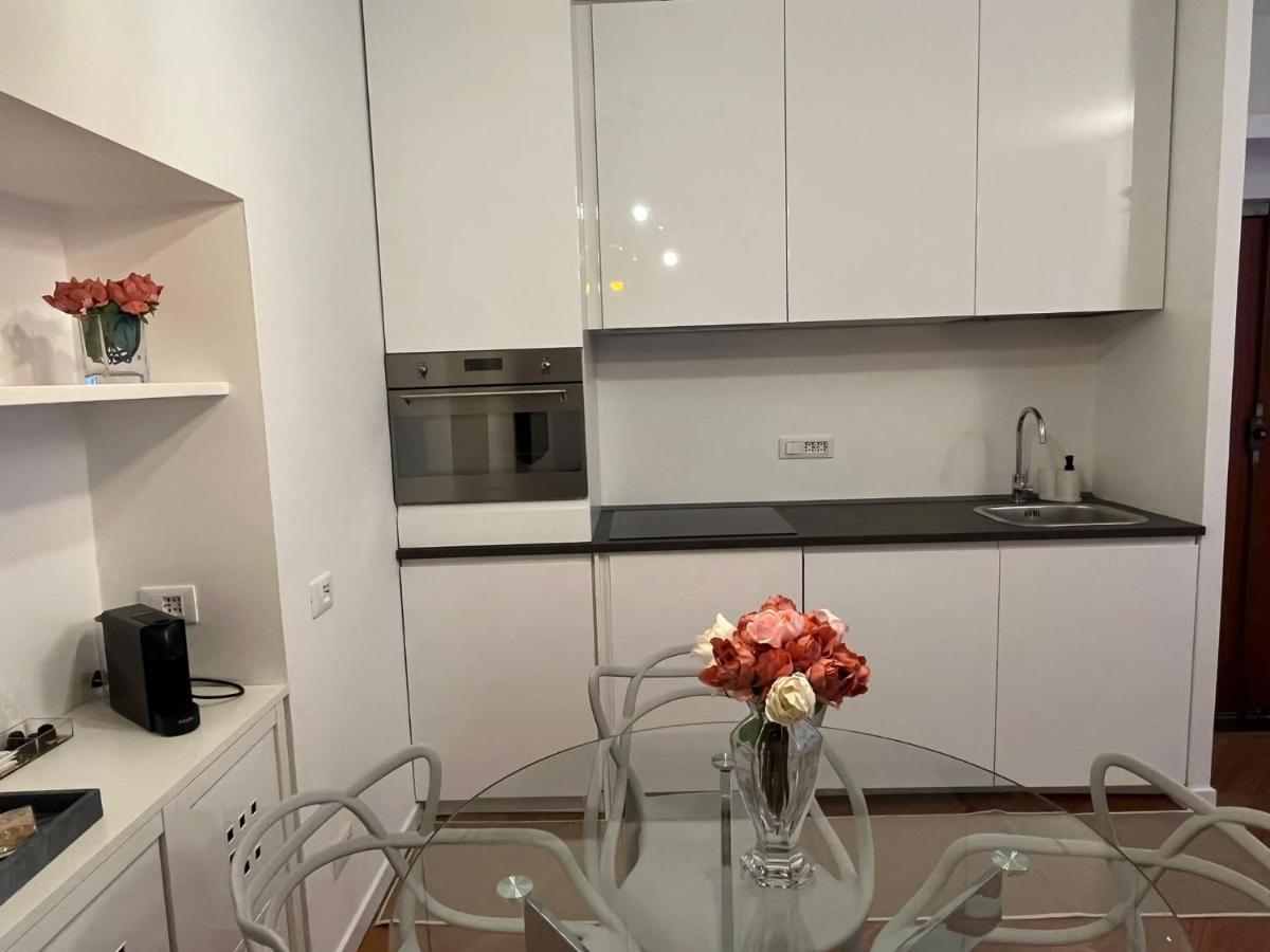 Casa Vercelli Delizioso Bilocale Moderno Nella Vecchia Milano المظهر الخارجي الصورة
